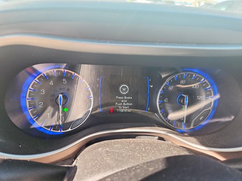 47175346 :رقم المزاد ، 2C4RC1DG0LR256967 vin ، 2020 Chrysler Voyager مزاد بيع