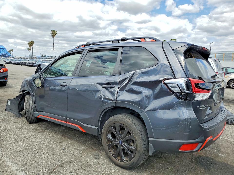 51482456 :رقم المزاد ، JF2SKARCXMH479669 vin ، 2021 Subaru Forester مزاد بيع