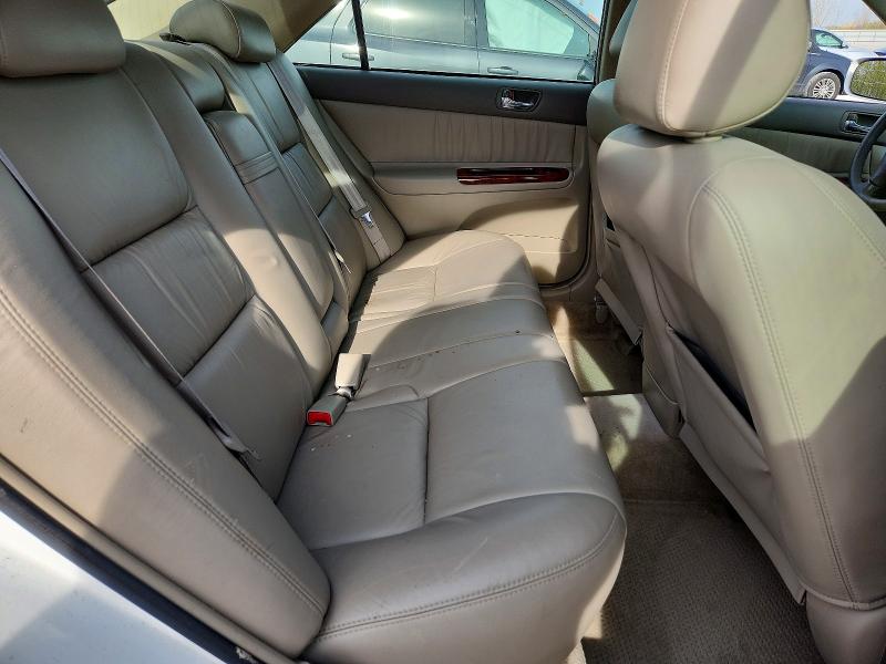 51177776 :رقم المزاد ، 4T1BE30K22U066313 vin ، 2002 Toyota Camry مزاد بيع