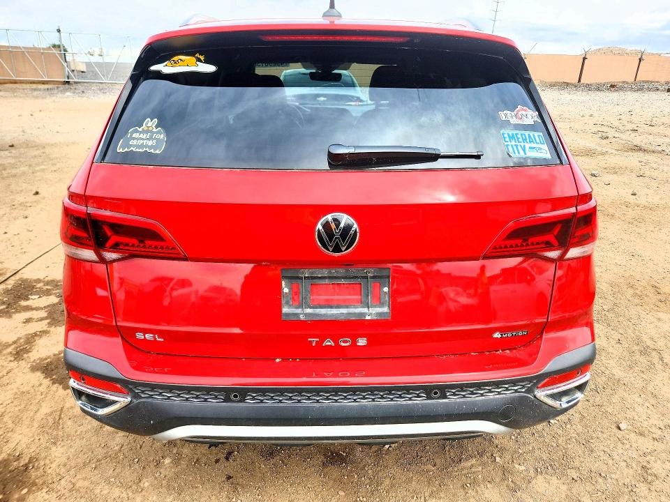 49298136 :رقم المزاد ، 3VV2X7B23NM035603 vin ، 2022 Volkswagen Taos مزاد بيع