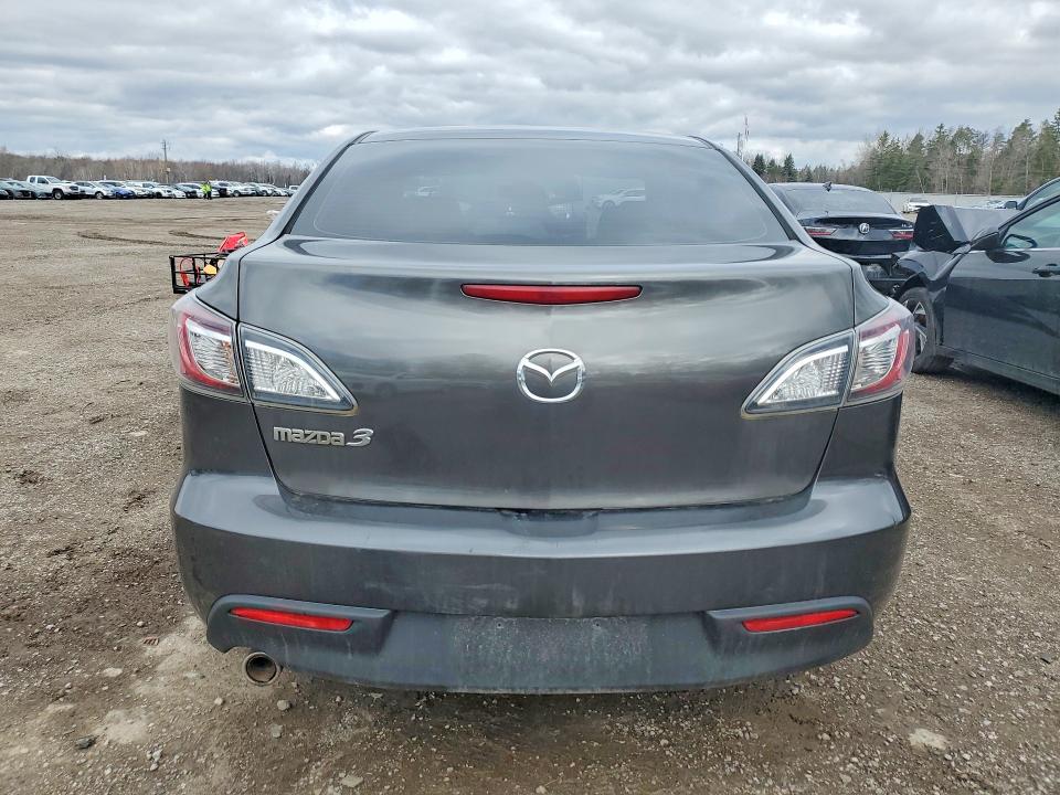 47640676 :رقم المزاد ، JM1BL1VF7B1433931 vin ، 2011 Mazda 3 مزاد بيع