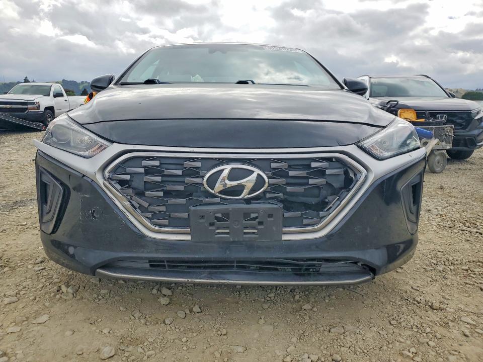 2020 Hyundai Ioniq Hybrid მანქანა იყიდება აუქციონზე, vin: KMHC65LCXLU231303, აუქციონის ნომერი: 48521096