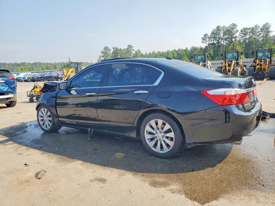 Продаж на аукціоні авто 2015 Honda Accord, vin: 1HGCR3F89FA017370, номер лоту: 50826186