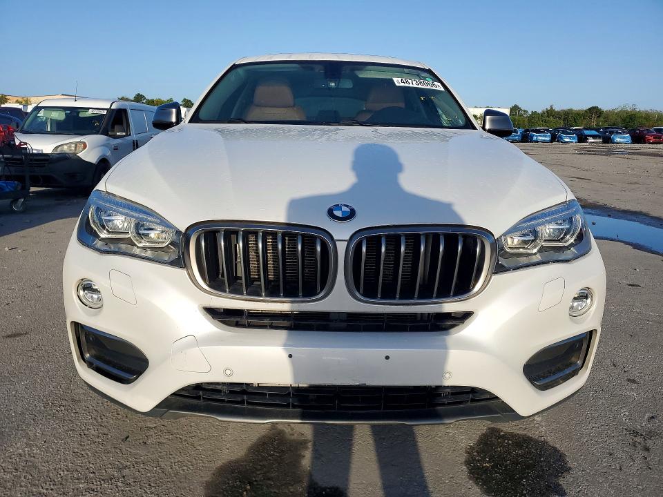 48738066 :رقم المزاد ، 5UXKU2C57F0F94838 vin ، 2015 Bmw X6 مزاد بيع