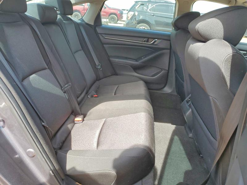 Продаж на аукціоні авто 2018 Honda Accord, vin: 1HGCV1F44JA092385, номер лоту: 49130296