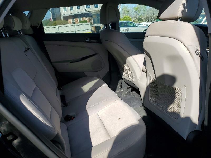 51133746 :رقم المزاد ، KM8J2CA44JU653521 vin ، 2018 Hyundai Tucson مزاد بيع