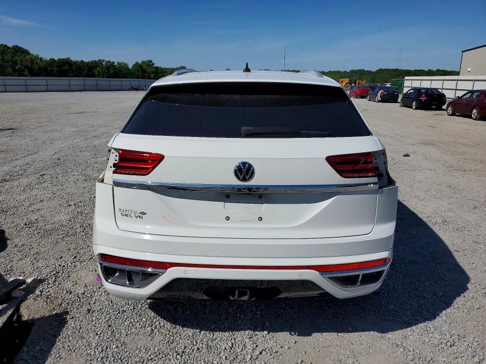 2021 Volkswagen Atlas Cross Sport მანქანა იყიდება აუქციონზე, vin: 1V2CE2CA0MC205822, აუქციონის ნომერი: 51349076