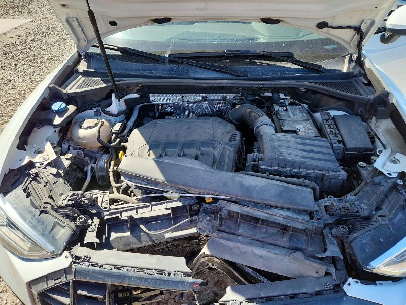 51340266 :رقم المزاد ، WA1EECF37M1028141 vin ، 2021 Audi Q3 مزاد بيع