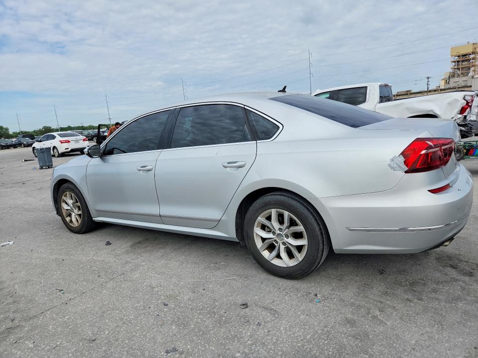 50585246 :رقم المزاد ، 1VWAT7A36HC031497 vin ، 2017 Volkswagen Passat مزاد بيع