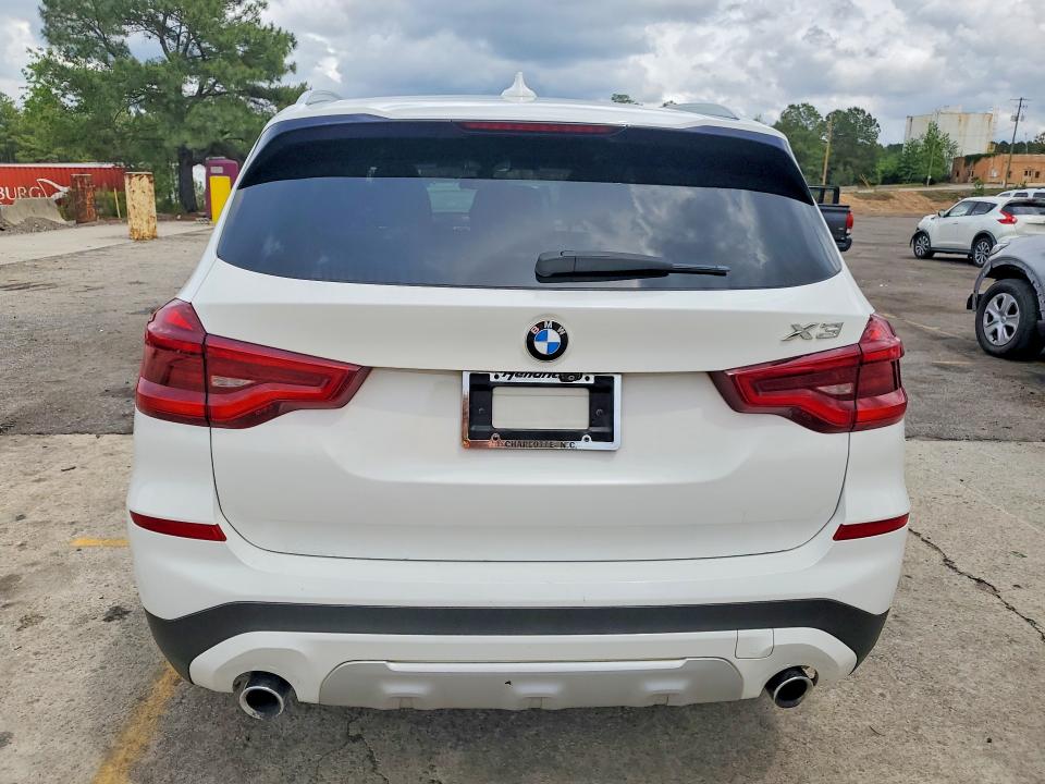 51965176 :رقم المزاد ، 5UXTR9C50JLC79921 vin ، 2018 Bmw X3 مزاد بيع