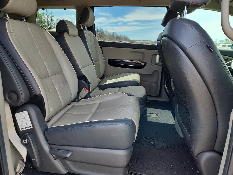 Продажа на аукционе авто 2015 Kia Sedona, vin: KNDMC5C15F6055172, номер лота: 51647886
