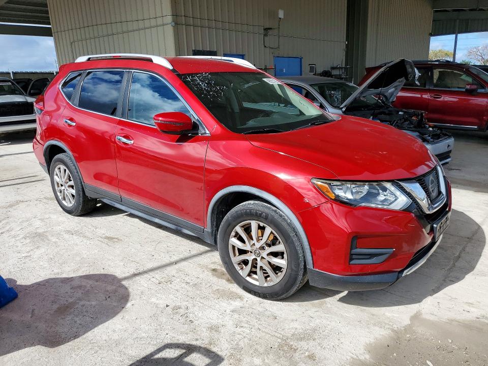 48521126 :رقم المزاد ، JN8AT2MV3HW284427 vin ، 2017 Nissan Rogue مزاد بيع