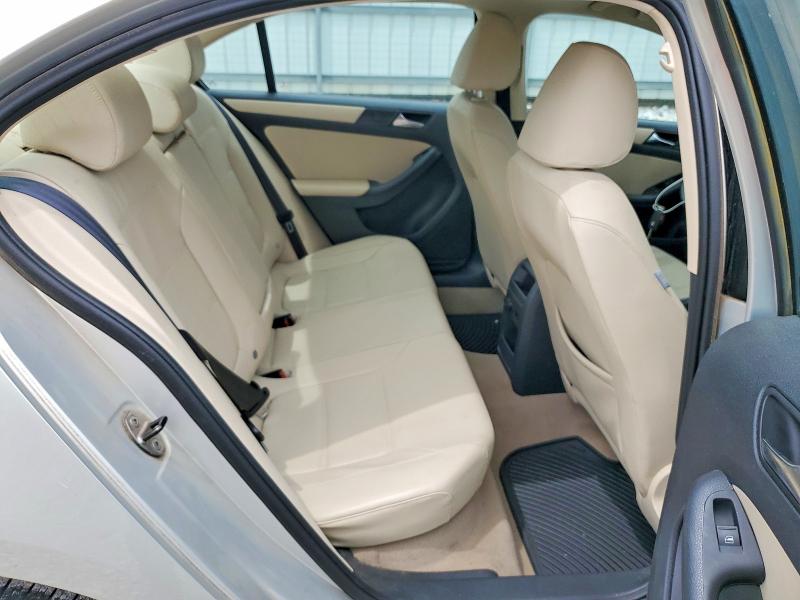 51869746 :رقم المزاد ، 3VWDX7AJ7BM133249 vin ، 2011 Volkswagen Jetta مزاد بيع