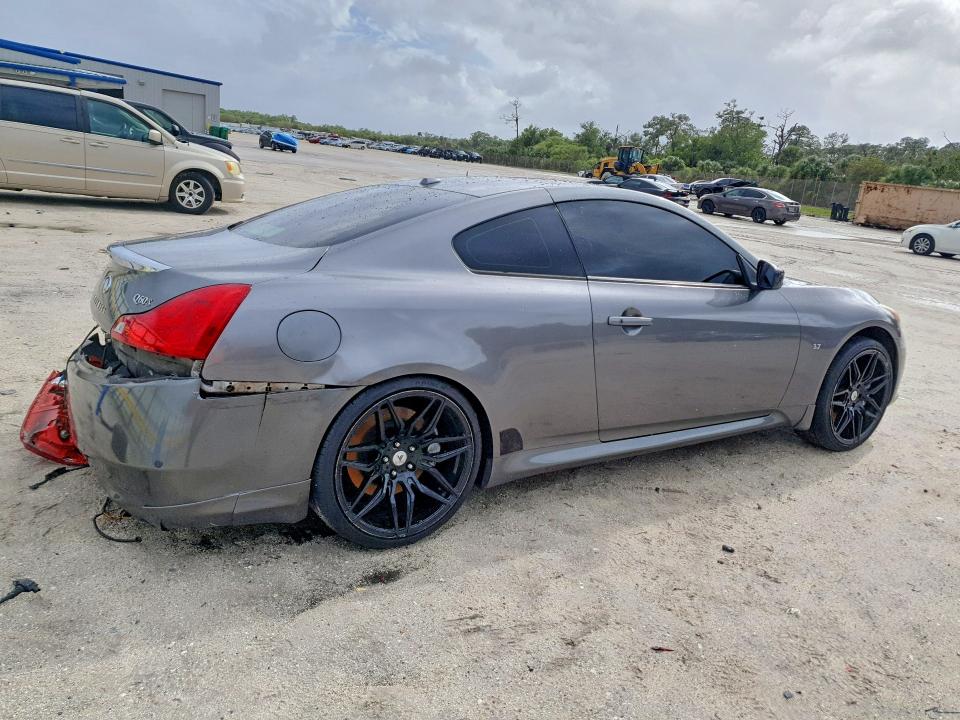 2014 Infiniti Q60 Coupe მანქანა იყიდება აუქციონზე, vin: JN1CV6EK4EM113366, აუქციონის ნომერი: 49170666