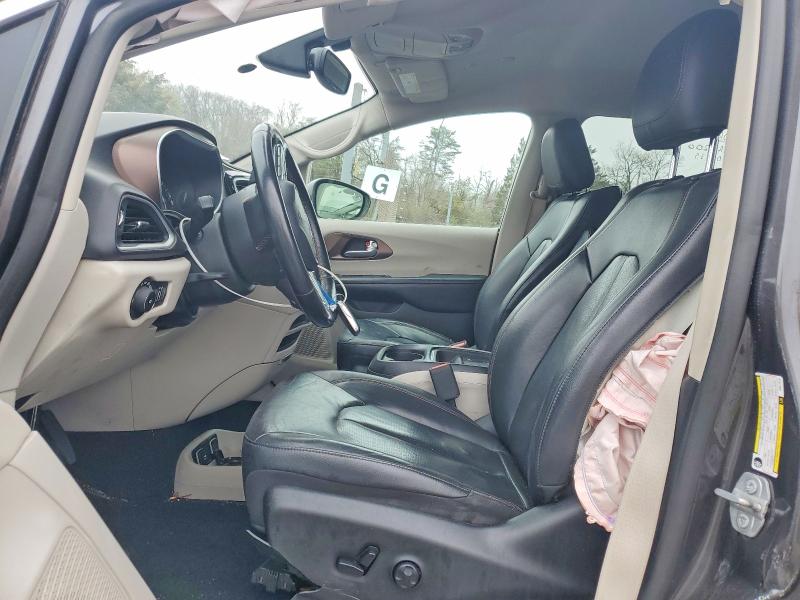 48746186 :رقم المزاد ، 2C4RC1BG5KR577579 vin ، 2019 Chrysler Pacifica مزاد بيع