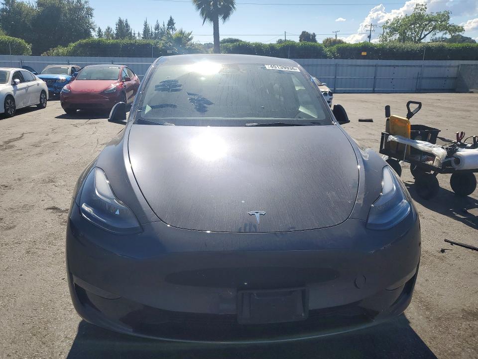 2024 Tesla Model Y მანქანა იყიდება აუქციონზე, vin: 7SAYGDEF2RA267898, აუქციონის ნომერი: 49139936