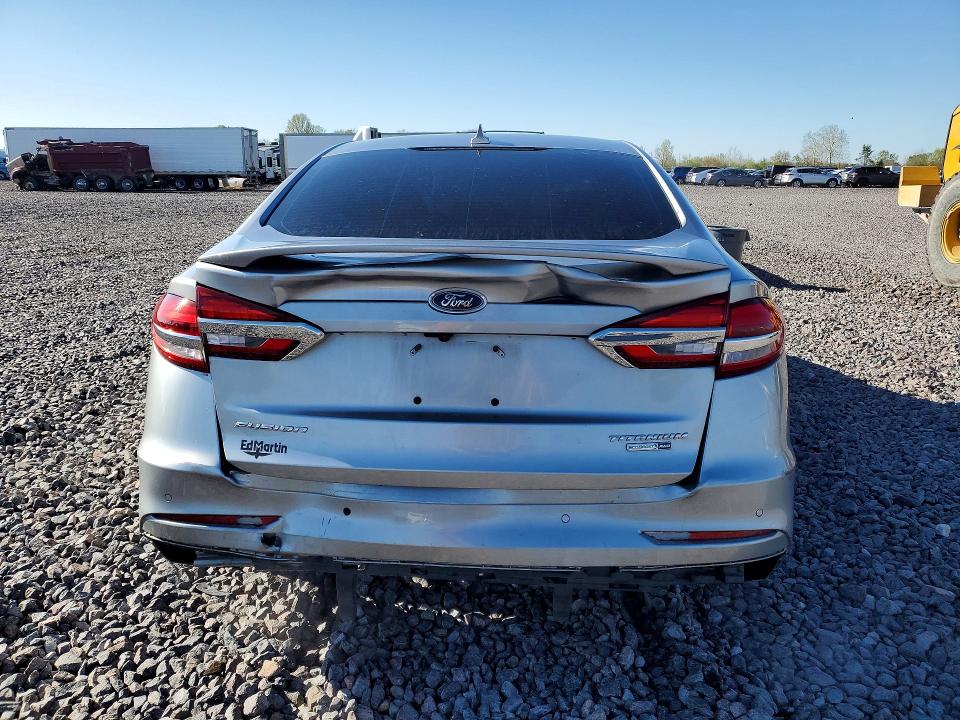 49925256 :رقم المزاد ، 3FA6P0D99LR175842 vin ، 2020 Ford Fusion مزاد بيع