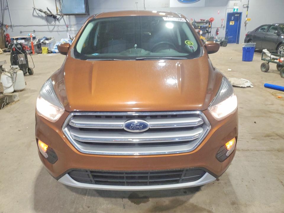 50591596 :رقم المزاد ، 1FMCU0G92HUB16743 vin ، 2017 Ford Truck/van Escape Se 4dr 2wd مزاد بيع