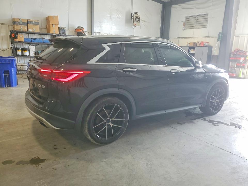 51681096 :رقم المزاد ، 3PCAJ5M31KF112040 vin ، 2019 Infiniti Qx50 مزاد بيع
