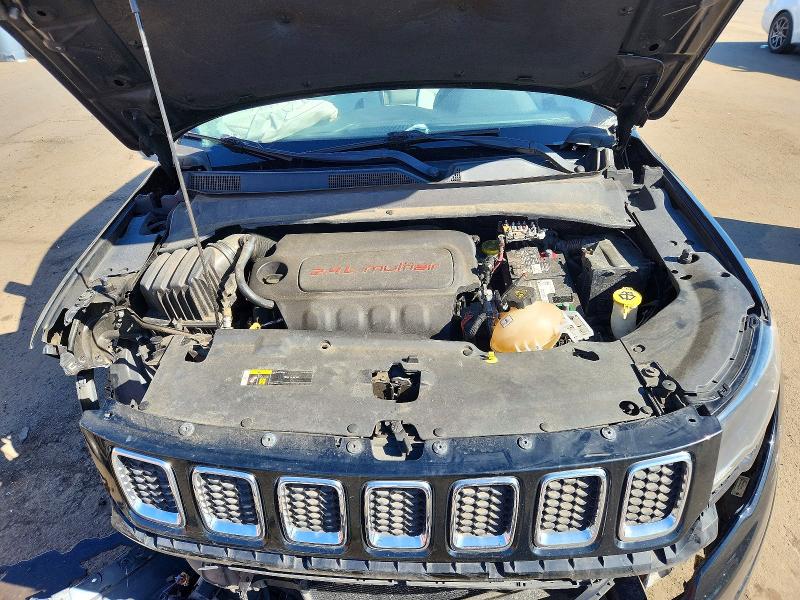 2018 Jeep Compass მანქანა იყიდება აუქციონზე, vin: 3C4NJDBB7JT262336, აუქციონის ნომერი: 51310086