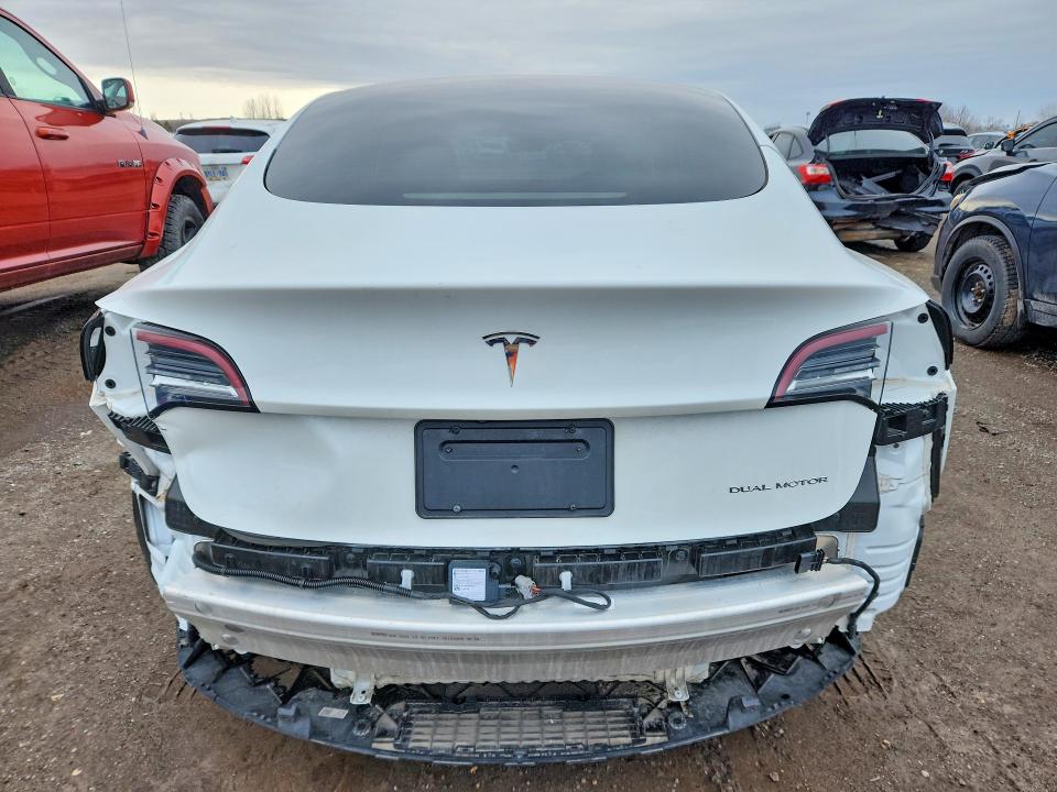 47803096 :رقم المزاد ، 5YJ3E1EB9NF202875 vin ، 2022 Tesla Model 3 مزاد بيع