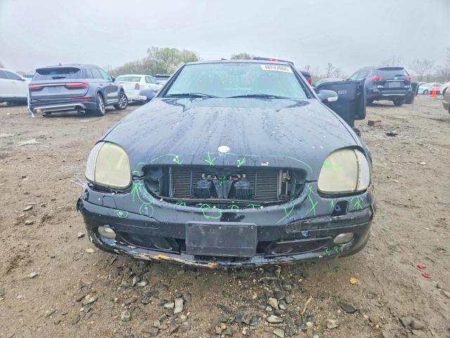 48243986 :رقم المزاد ، WDBKK65FX2F237242 vin ، 2002 Mercedes-benz Slk مزاد بيع