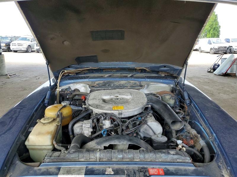 49049366 :رقم المزاد ، WDBBA45A0DB020420 vin ، 1983 Mercedes-benz 380 مزاد بيع