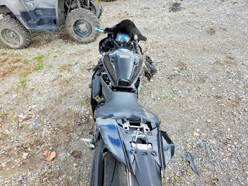 51981686 :رقم المزاد ، JYARM38E2SA018022 vin ، 2025 Yama Yzfr7 مزاد بيع