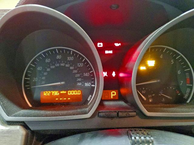 51242996 :رقم المزاد ، 4USBT33594LS52711 vin ، 2004 Bmw Z4 مزاد بيع