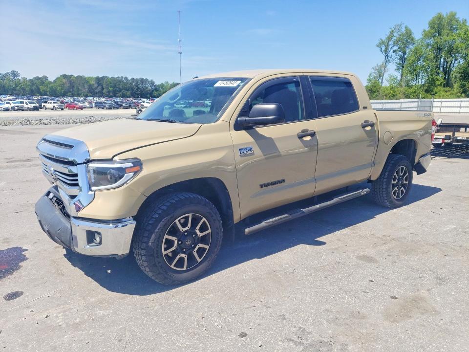 51299496 :رقم المزاد ، 5TFDW5F19HX585192 vin ، 2017 Toyota Tundra مزاد بيع