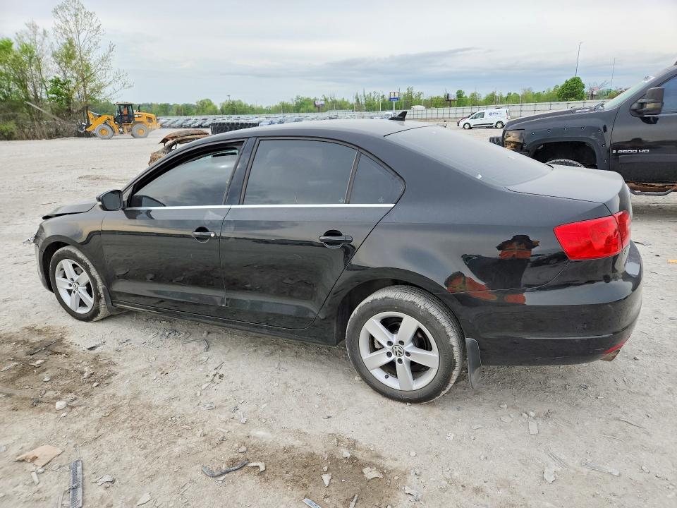 49989646 :رقم المزاد ، 3VWLL7AJ0EM372590 vin ، 2014 Volkswagen Jetta مزاد بيع