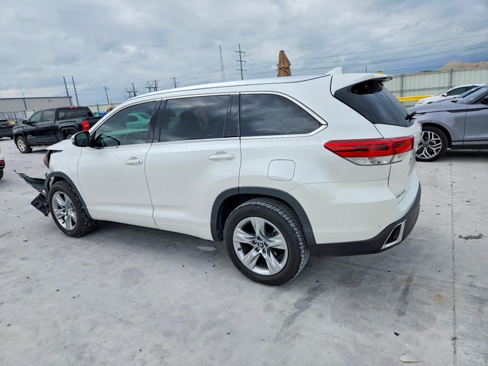 48510506 :رقم المزاد ، 5TDYZRFH4JS240158 vin ، 2018 Toyota Highlander مزاد بيع