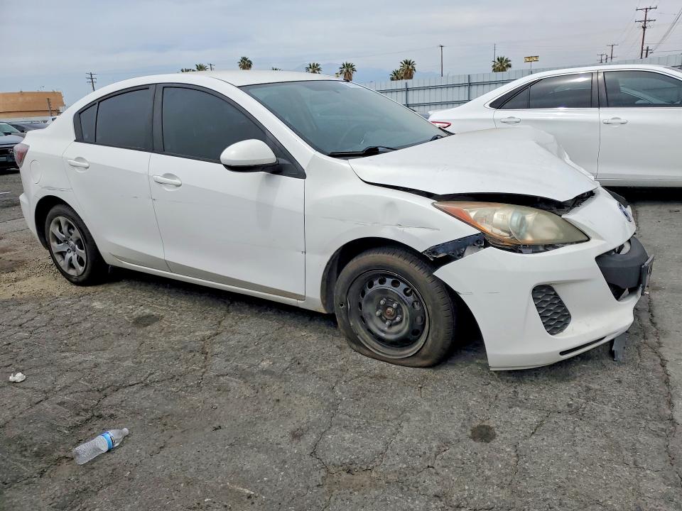 2013 Mazda 3 მანქანა იყიდება აუქციონზე, vin: JM1BL1UP5D1757005, აუქციონის ნომერი: 50138706