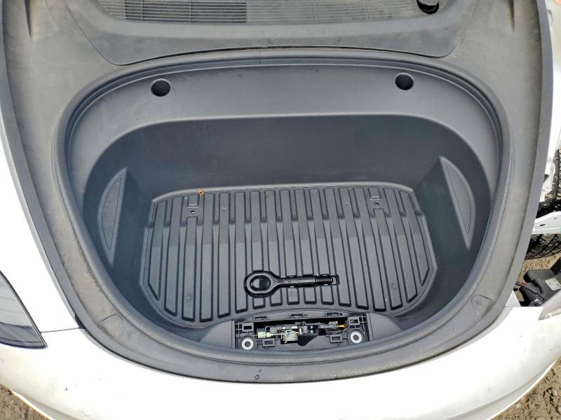 50347396 :رقم المزاد ، 5YJ3E1EB0NF308311 vin ، 2022 Tesla Model 3 مزاد بيع