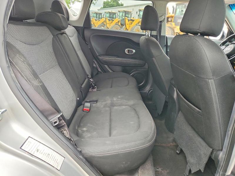 2018 Kia Soul მანქანა იყიდება აუქციონზე, vin: KNDJP3A57J7528039, აუქციონის ნომერი: 48525986