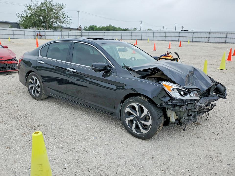 51570216 :رقم المزاد ، 1HGCR2F73GA248493 vin ، 2016 Honda Accord مزاد بيع