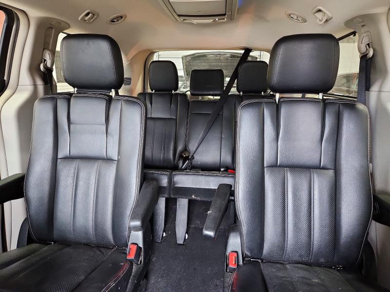 2013 Chrysler Town & Country მანქანა იყიდება აუქციონზე, vin: 2C4RC1CG4DR745309, აუქციონის ნომერი: 49862936
