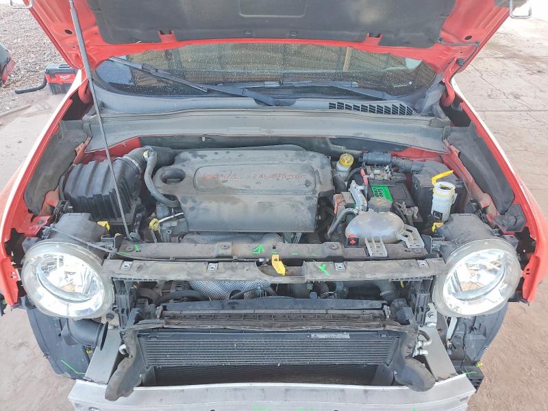 49110566 :رقم المزاد ، ZACCJBBTXFPC28135 vin ، 2015 Jeep Renegade مزاد بيع