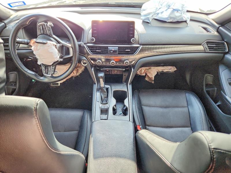 2018 Honda Accord მანქანა იყიდება აუქციონზე, vin: 1HGCV1F36JA245355, აუქციონის ნომერი: 49903946