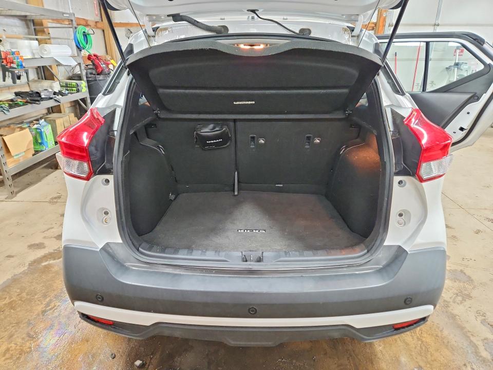 50912246 :رقم المزاد ، 3N1CP5CU6KL549084 vin ، 2019 Nissan Kicks مزاد بيع