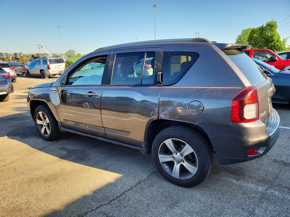 50318996 :رقم المزاد ، 1C4NJDEB6GD598814 vin ، 2016 Jeep Compass مزاد بيع