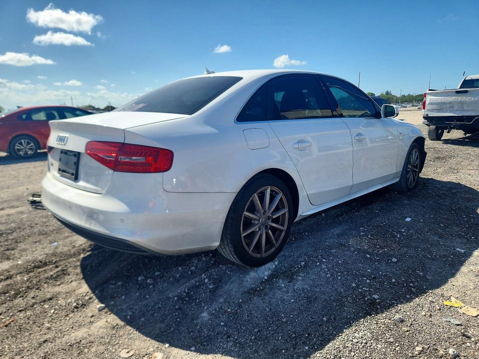 Продаж на аукціоні авто 2016 Audi A4, vin: WAUEFAFL5GN006298, номер лоту: 51682156