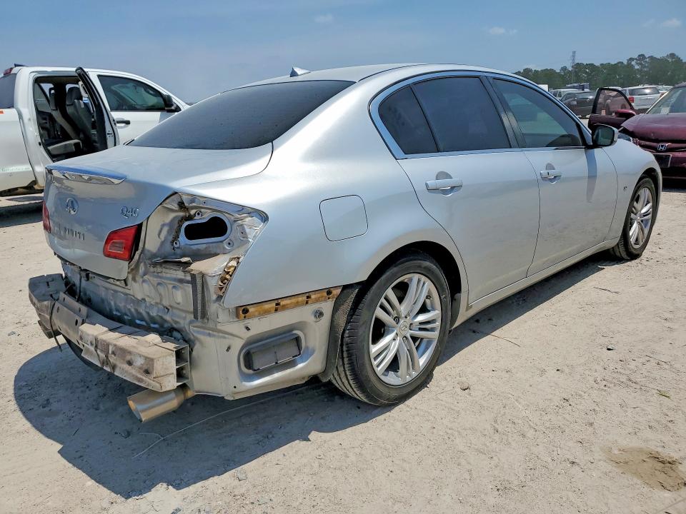 51598066 :رقم المزاد ، JN1CV6AP3FM502793 vin ، 2015 Infiniti Q40 مزاد بيع