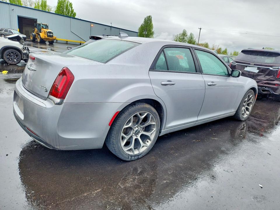 50512296 :رقم المزاد ، 2C3CCABG0JH214461 vin ، 2018 Chrysler 300 مزاد بيع
