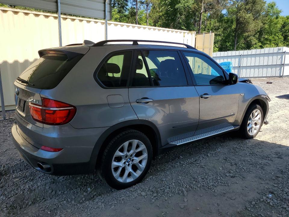 2013 Bmw X5 მანქანა იყიდება აუქციონზე, vin: 5UXZV4C57D0E14715, აუქციონის ნომერი: 50562136