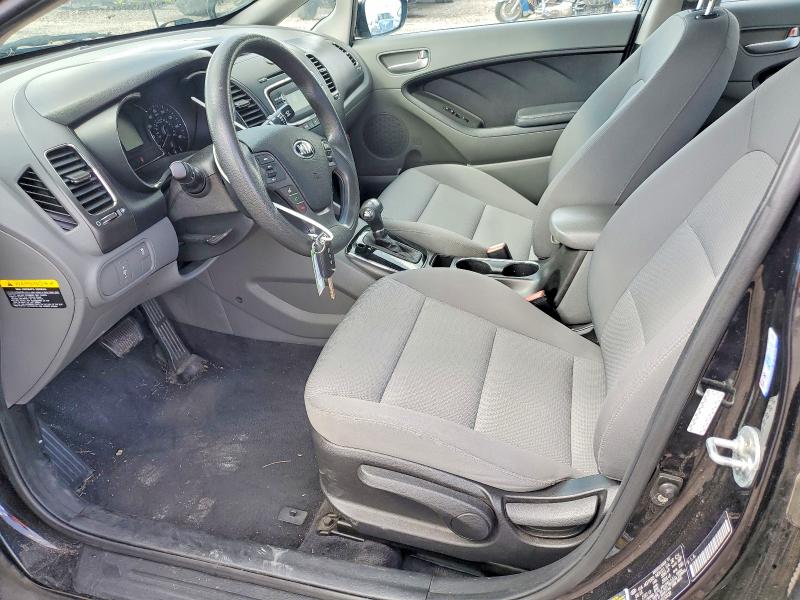 49404376 :رقم المزاد ، 3KPFK4A71HE053638 vin ، 2017 Kia Forte مزاد بيع
