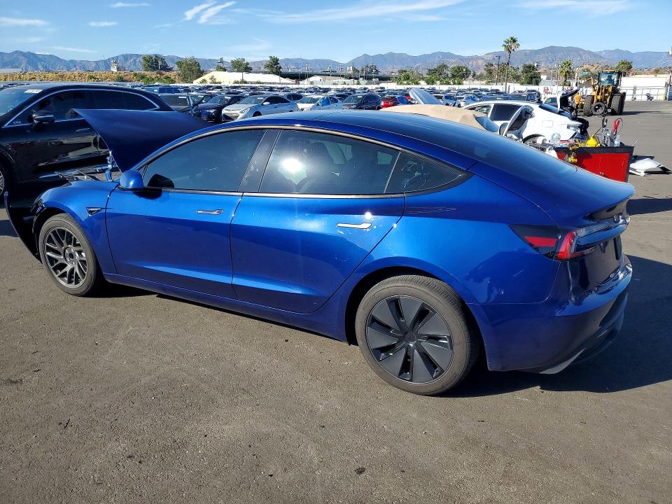 50149046 :رقم المزاد ، 5YJ3E1EA1SF041876 vin ، 2025 Tesla Model 3 مزاد بيع