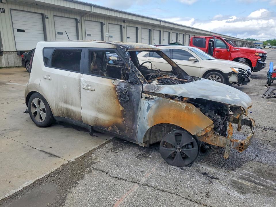 51667856 :رقم المزاد ، KNDJN2A28F7236526 vin ، 2015 Kia Soul مزاد بيع