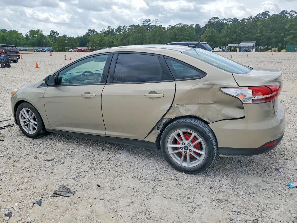 49664706 :رقم المزاد ، 1FADP3F29FL210648 vin ، 2015 Ford Focus مزاد بيع