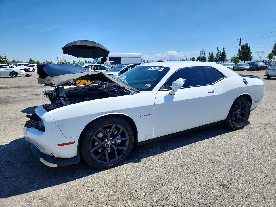 49517936 :رقم المزاد ، 2C3CDZBTXMH607042 vin ، 2021 Dodge Challenger مزاد بيع